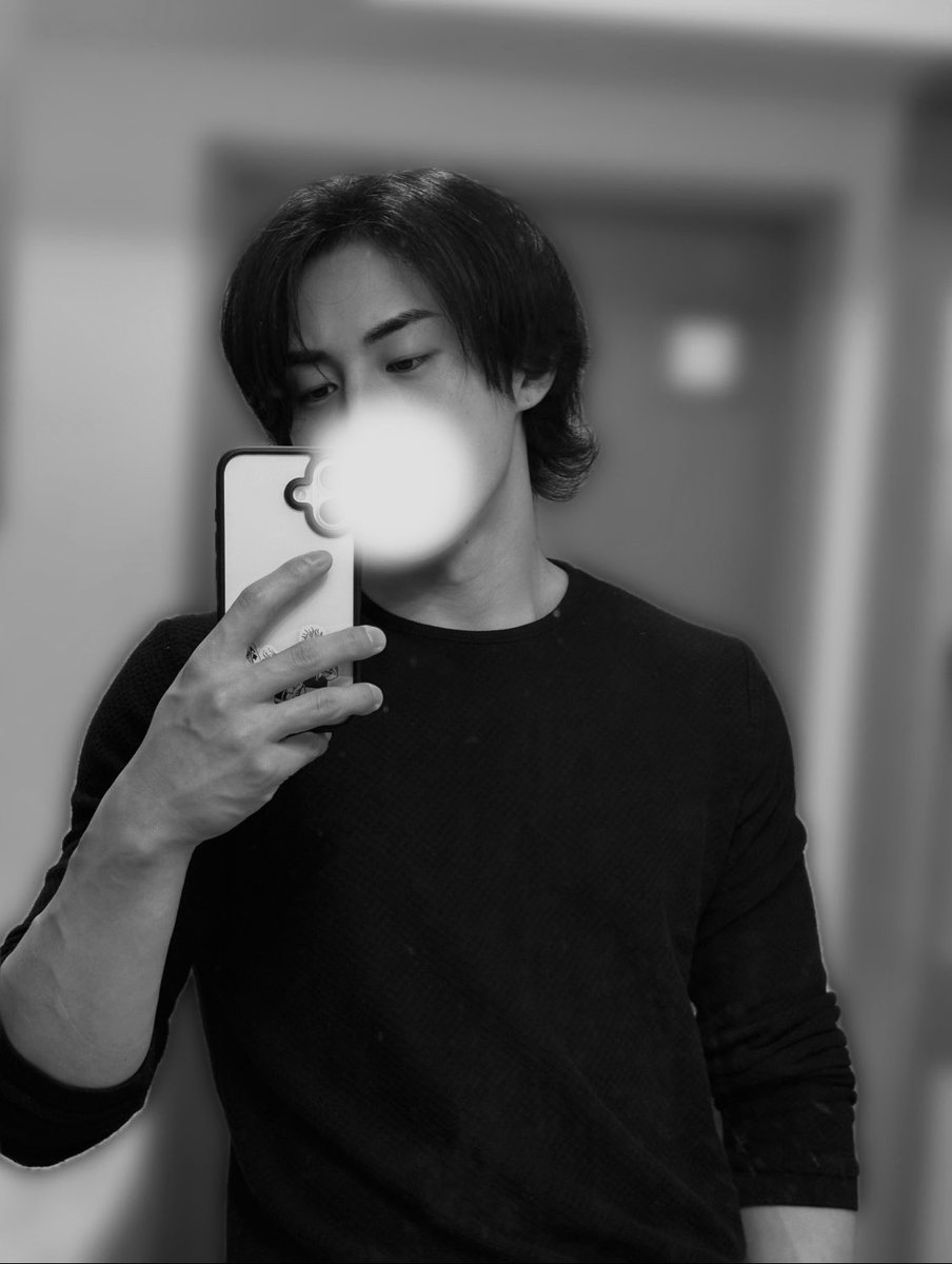 iq9otc's tweet photo. おつかれさまです！

明日5/14 21:00から
フユマ先生とテンで初料理キャスやります！
何を作るかお楽しみに！！
是非見てください！！ https://t.co/Rt8Ig0PL9l