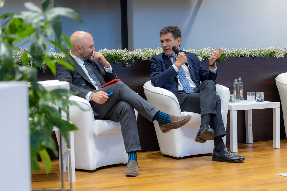 NewsUnindustria's tweet photo. Territori, protagonisti di valore: via al roadshow #Unindustria, #imprenditori e istituzioni insieme nella prima tappa dedicata a #Viterbo, #Rieti e #Civitavecchia 

Scopri di più:
👉 https://t.co/vvlWJHGkqG

#13Maggio #Imprese #Lazio https://t.co/AiJzSvt0ts