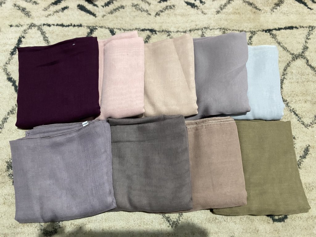 aleasray's tweet photo. wts hijab paris jadul 
good condition
💰 all 60k
🛒 co by oren
details dm https://t.co/hWSGN3Q1Cl