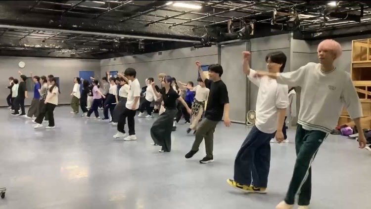 neec_ad's tweet photo. 1年生本格的に授業がスタートしました！
演技の基礎から歌、ダンスまで1週間しっかりレッスンします💪

 #日本工学院  #声優・演劇科 https://t.co/K1tFxE2RYR