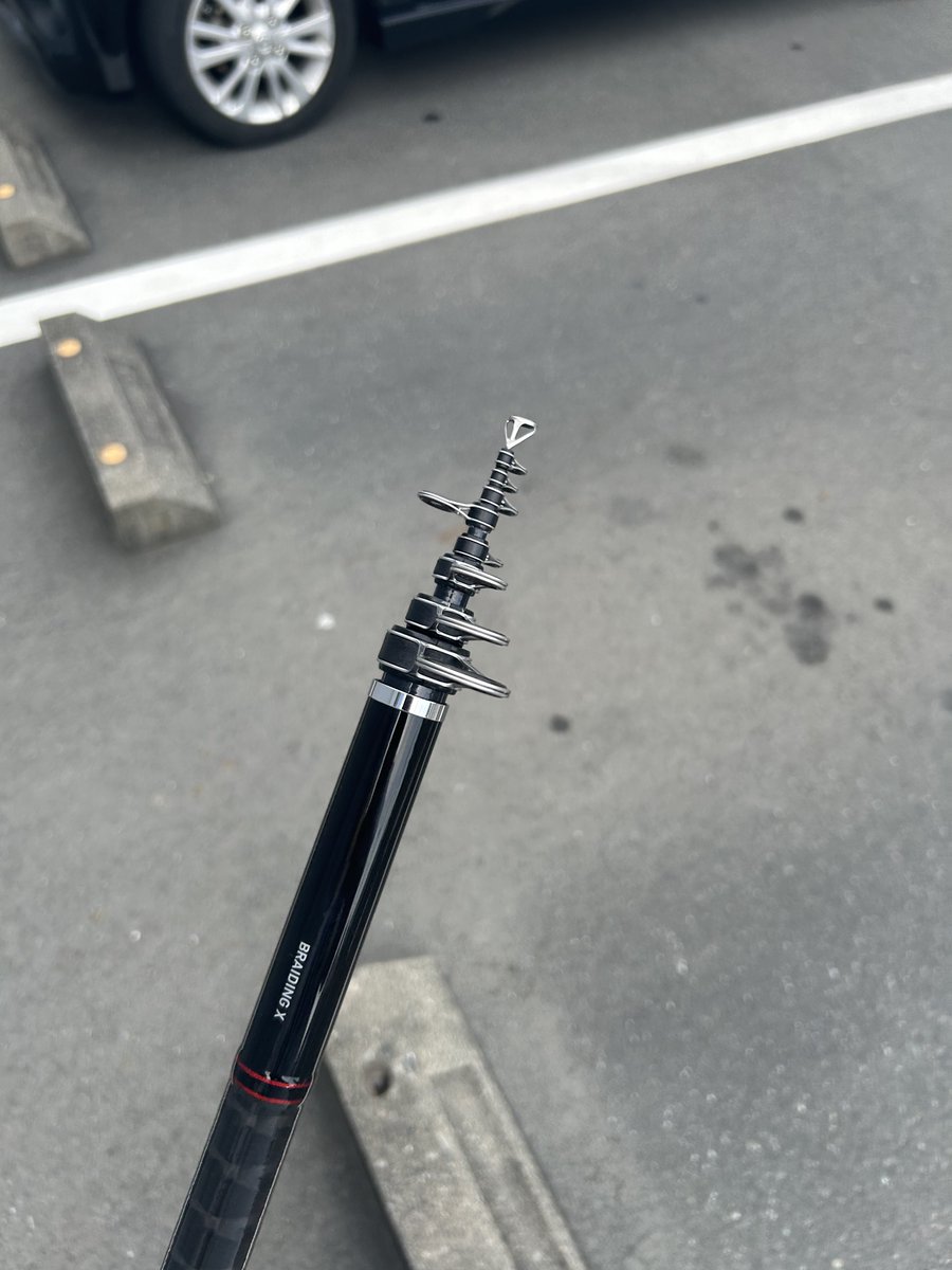 ばちょらん tweet media