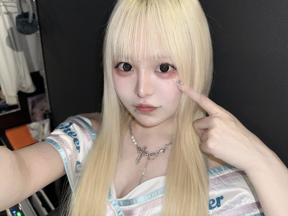 リリ🐰 tweet media