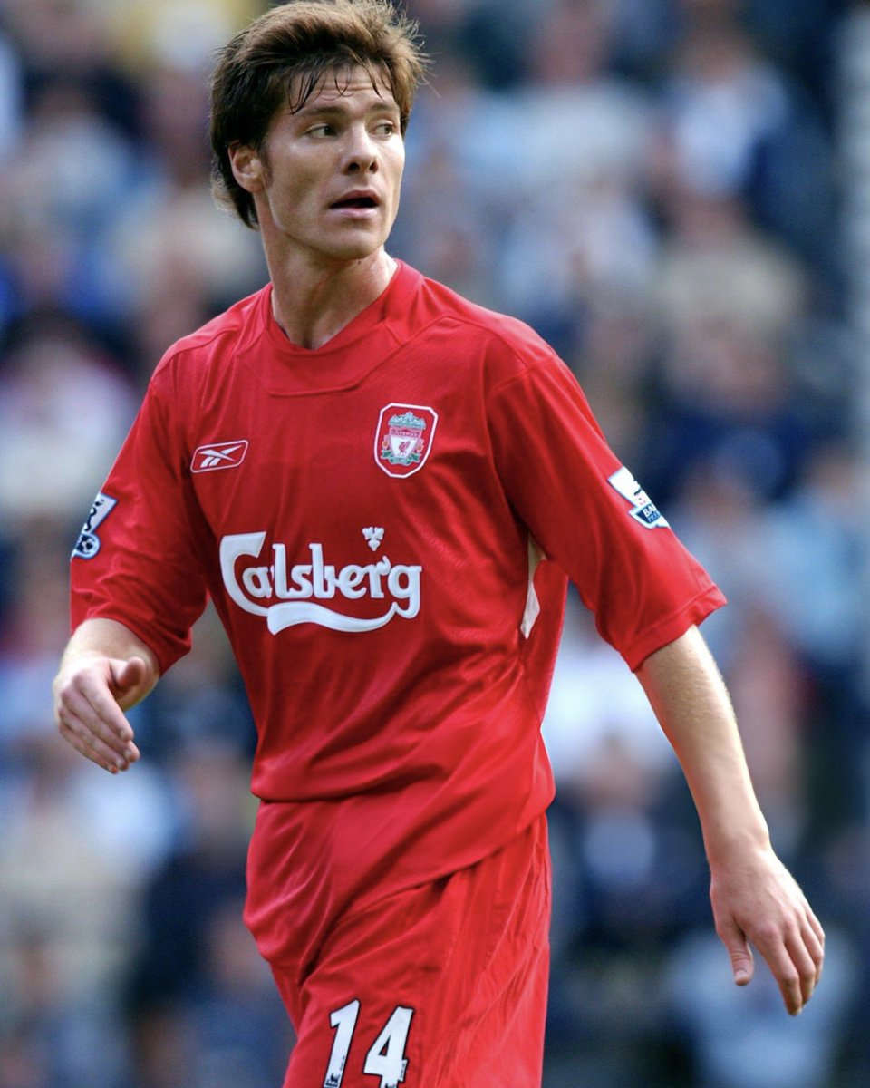 WinsLFC's tweet photo. 1st Season                      5th Season
22 Years                   27 Years
1 Trophy                   4 Trophies
3 Goals                      19 Goals
2004                   2009
Star                  Legend
Xabi                 Alonso https://t.co/Nff8byzYQk