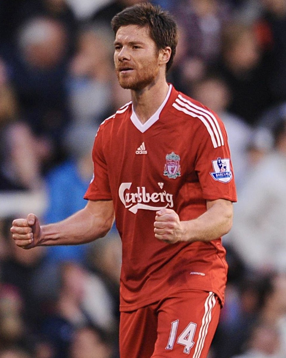 WinsLFC's tweet photo. 1st Season                      5th Season
22 Years                   27 Years
1 Trophy                   4 Trophies
3 Goals                      19 Goals
2004                   2009
Star                  Legend
Xabi                 Alonso https://t.co/Nff8byzYQk