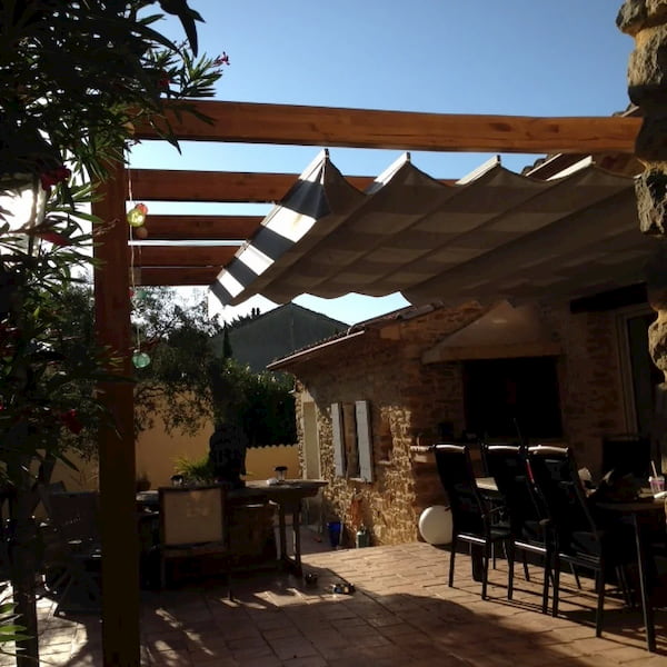 ToldosValero's tweet photo. ¿Buscando la mejor sombra para tu hogar? ⛱️ En Toldos Valero somos especialistas en toldos en Valencia y pérgolas a medida. ☀️ ¡Calidad de fábrica directamente a tu terraza! 🛠️✅ #Toldos #Valencia #ToldosValero #ProteccionSolar https://t.co/o7EfIuZddy