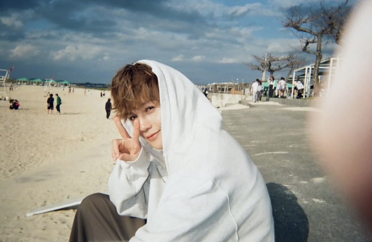 ㅡ tweet media