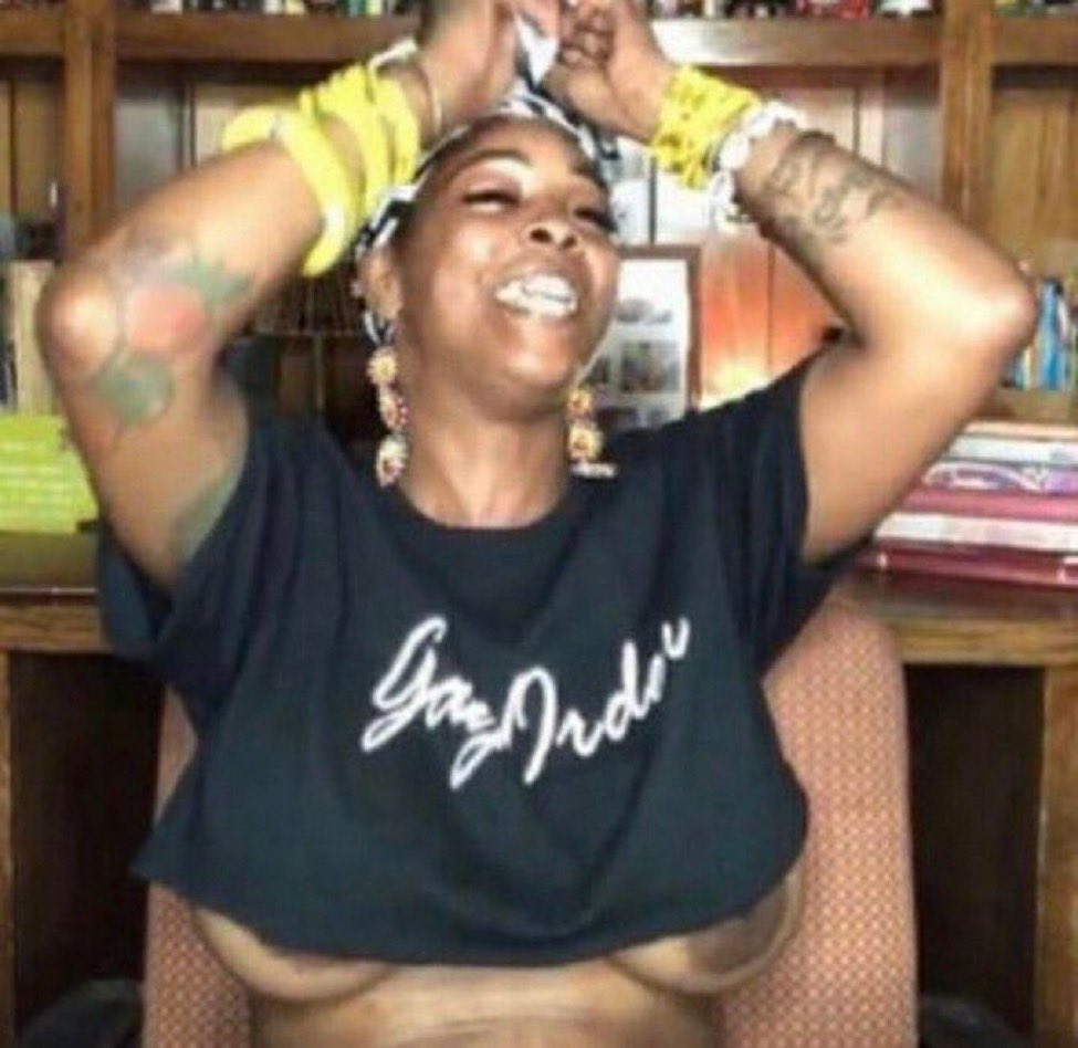 TheRossYork's tweet photo. When you hear “I’m bout to give you another one” 😮‍💨🙂‍↕️ https://t.co/aYepRbi6Dc