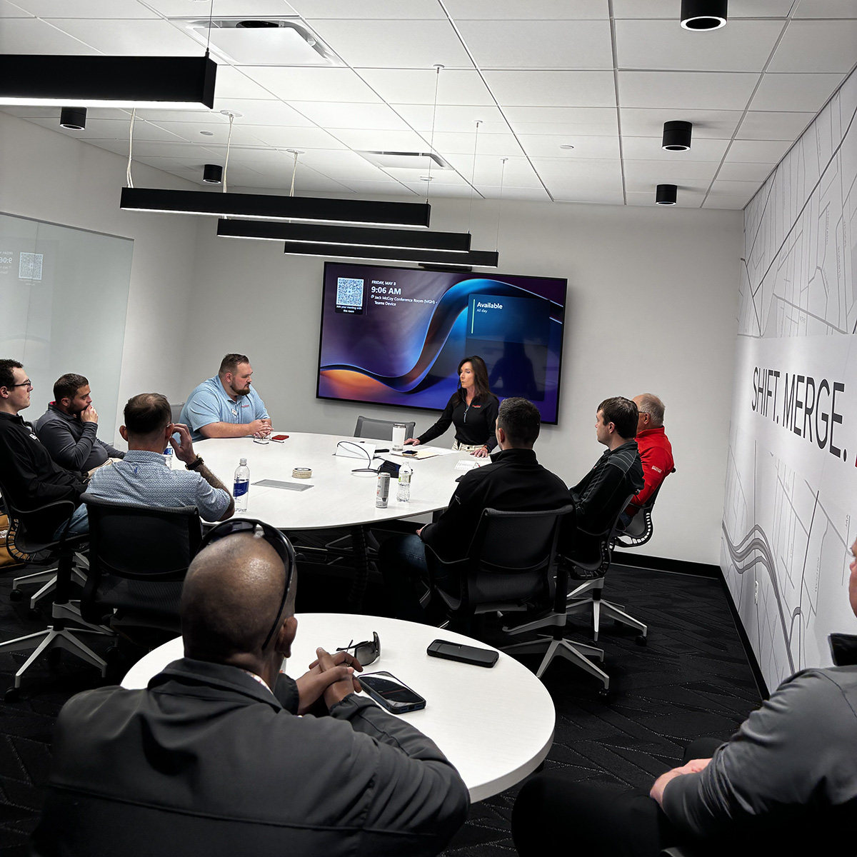 FoodlinerTrans's tweet photo. Last week, leaders from across Foodliner/Quest Liner came together for their annual manager meetings. The two-day event included hands-on training, small- and large-group discussions, and opportunities for managers to connect with peers. 

 #Foodliner #QuestLiner #Trucking https://t.co/mXImGEIkES