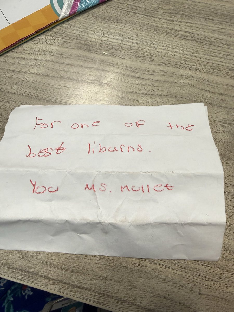 SMCLAbookden's tweet photo. At the same nd of the day yesterday a sixth graders handed this to me on his way out of the door!  This is why I do what I do! @creepydotorg @SMCLAbookden @LauraRubioGarza @RubyGarzaDISD @ProjectReadDISD @DISD_Libraries https://t.co/Xpe3rlJn8b