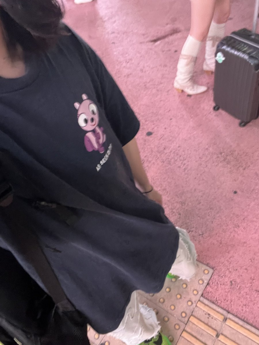 oogimix tweet media