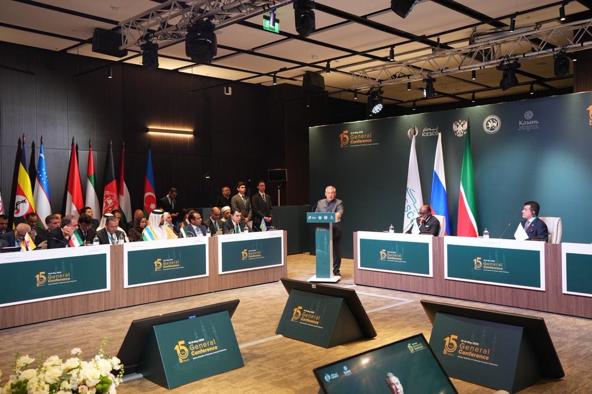 culture_gov_az's tweet photo. Mədəniyyət naziri Adil Kərimli Kazan şəhərində ICESCO Baş Konfransının 15-ci sessiyasında iştirak edir.

Ətraflı: https://t.co/1bzUZTkYgQ https://t.co/PYvL3UCHM9