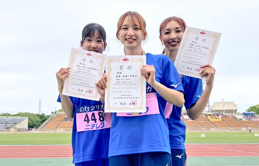 ShanTai60925's tweet photo. しなやかな走りと、まっすぐなスピードで惹きつける存在。  
今回は 奥野由萌さん をご紹介✨

プロフィールはこちら👇  
・2003年10月27日生まれ  
・滋賀県甲賀市出身  
・SUZUKIアスリートクラブ所属  
・彦根翔西館高校 → 甲南大学  
・100m / 200m���手  
・100m自己ベスト11秒55  
・200m自己ベスト23秒74  
・趣味はカヌレ巡り

経歴  
・全中、ジュニアオリンピック出場  
・インターハイ100mで6位入賞  
・日本インカレ4×100mリレー優勝  
・2024年日本選手権100m 6位  
・ワールドユニバーシティーゲームズ出場  
・2026年春からSUZUKI加入

フレッシュさがありながら、ちゃんと結果も残しているのが奥野由萌さんの強さ。  
スタートから一気に空気を変える走りと、しなやかなフォームが印象に残る注目スプリンターです🏃‍♀️

#奥野由萌 #陸上 #短距離 #100m #200m #SUZUKI #スズキアスリートクラブ #女子陸上 #注目