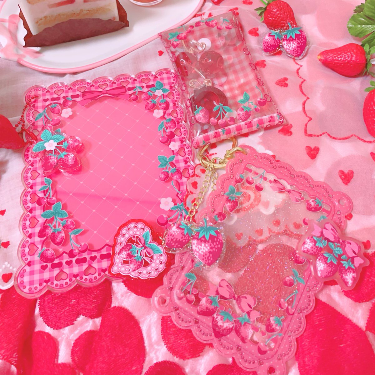 かがみちゃん🍓5/23-24デザフェスP-406,407 tweet media