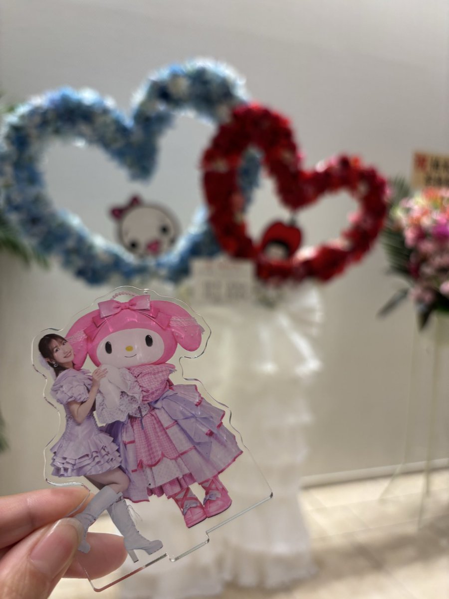 aoo8210's tweet photo. 3期コンは落選、３月のファンミは
予定があって行けず、12月の武道館振りの
ゆきりんだった⛄️

オケだから火山灰あるよね…？って
ずっとソワソワしてたら1番最後に
歌ってくれて、ありがとうの気持ち🥹 https://t.co/QXDvBDJ2fX