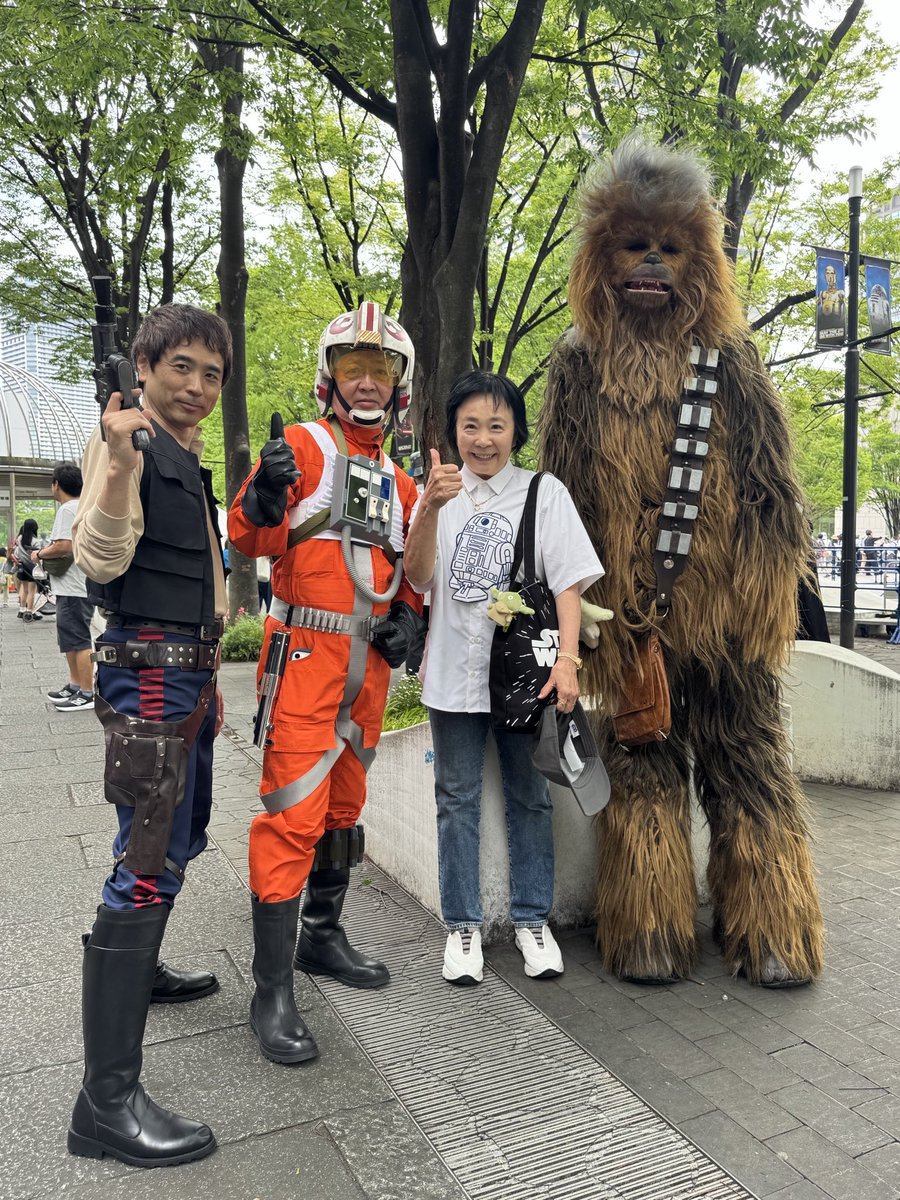 masamasa403's tweet photo. @wookieecrossbow 昨年に引き続き今年も会えて大変嬉しかったです。今後もXウィングパイロットよろしくお願い致します🙇 https://t.co/Usik7i0d85