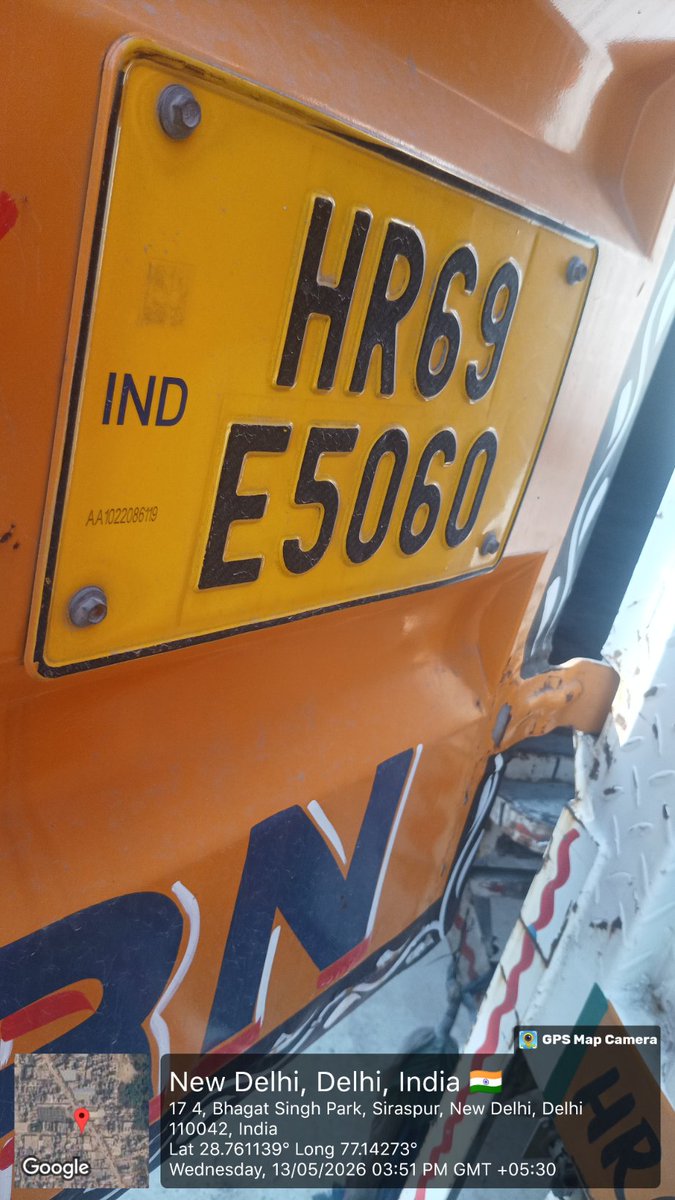 DrBKMishra11's tweet photo. #illegal vehicle parking in front of my house &amp; in No Parking Zone, 66 Foota Road Bhagat Singh Park Delhi-42
Violating Article-21&amp;Sec-339/IPC etc
#₹2000/-Online Challan requires by both state
@jtcp_dtp 
@DCP_T_NR
@dtptraffic  
@DCP_TRAFFIC_SPT 
@SonipatPolice 
@police_haryana https://t.co/SKEb8zbJje