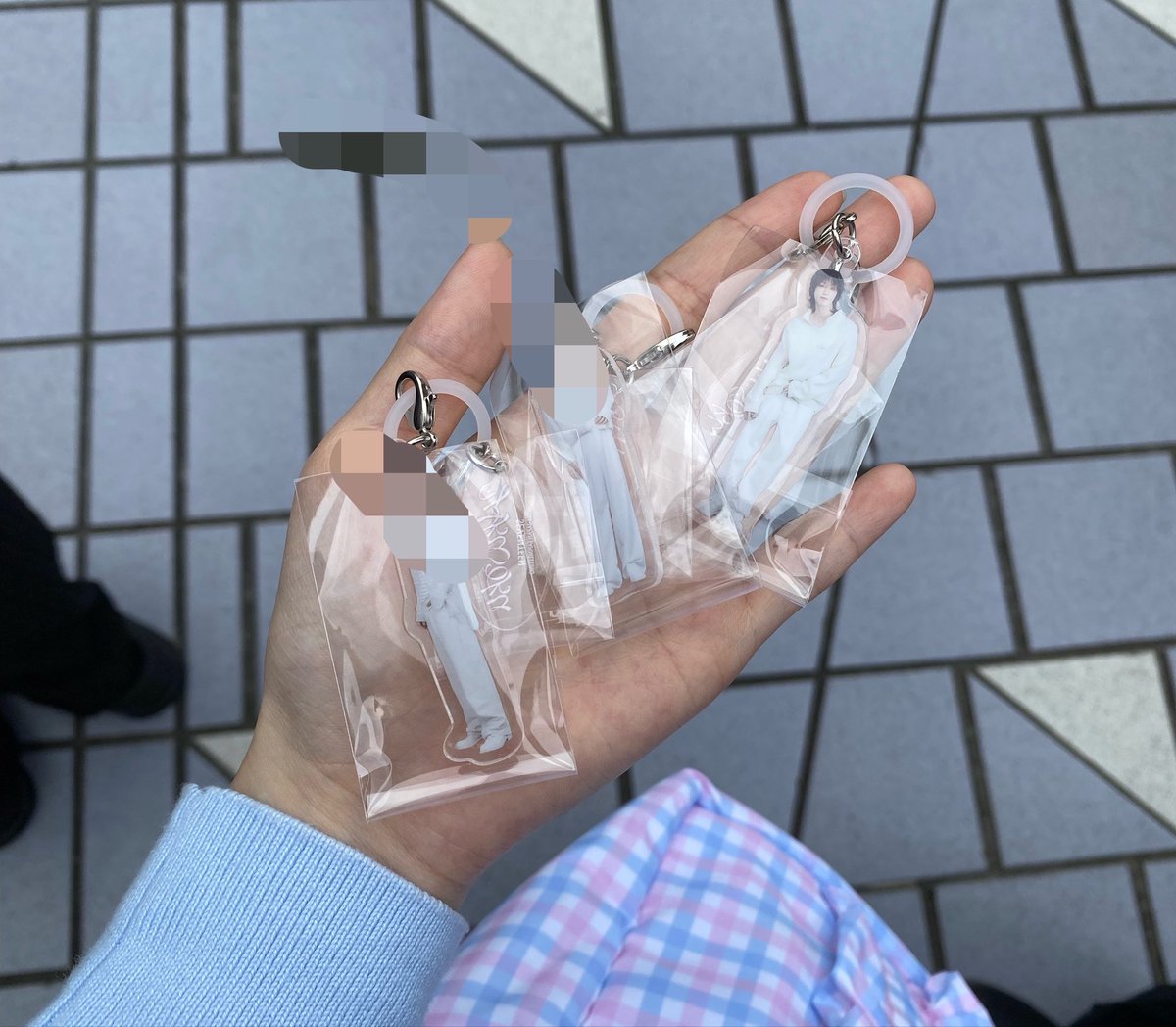 minsokugyu0413's tweet photo. SEVENTEEN セブチ ポップアップ ペンミ ファンミ YAKUSOKU カプセルトイ ガチャ めじるしアクセサリー 交換 

【譲】ディエイト

【求】ミンギュ、ドギョム

明日13日での手渡し、郵送での交換を希望しております🙇🏻‍♀️

#seventeen #ディエイト #ミンギュ #ドギョム https://t.co/vbzIjiqWSL