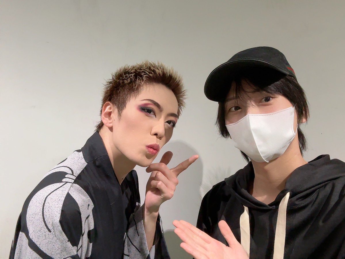 荒牧慶彦 tweet media
