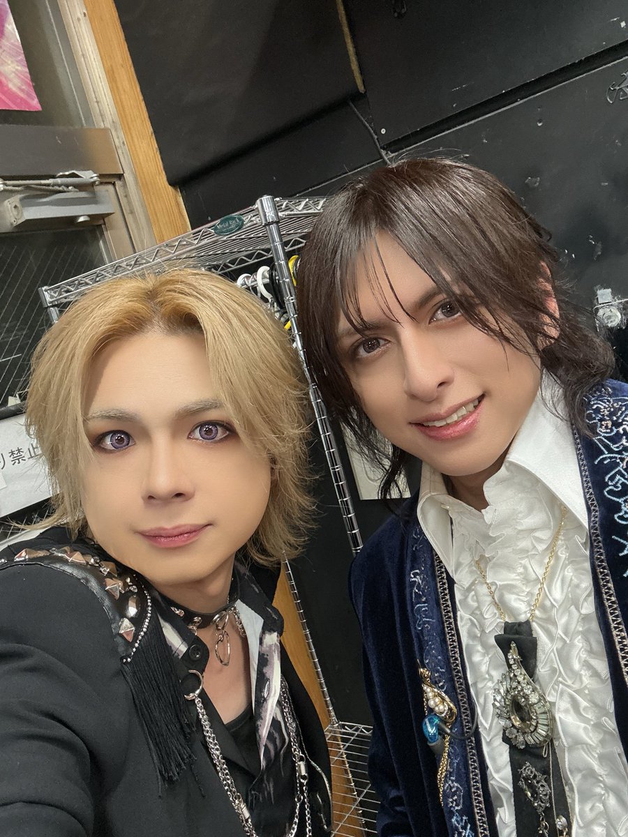 彩雨｜摩天楼オペラ tweet media