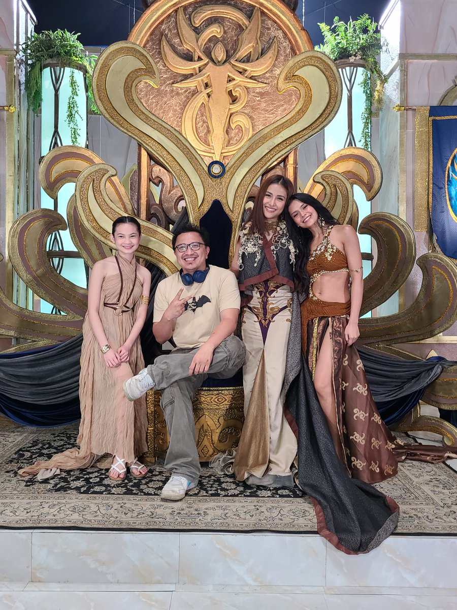 chedStomas's tweet photo. Dahil tapos naman na ang show aamin nako, i'm really the Father.. wahahaha 

#EarthFam 🤎
#Encantadia https://t.co/ID4h2JFYWl