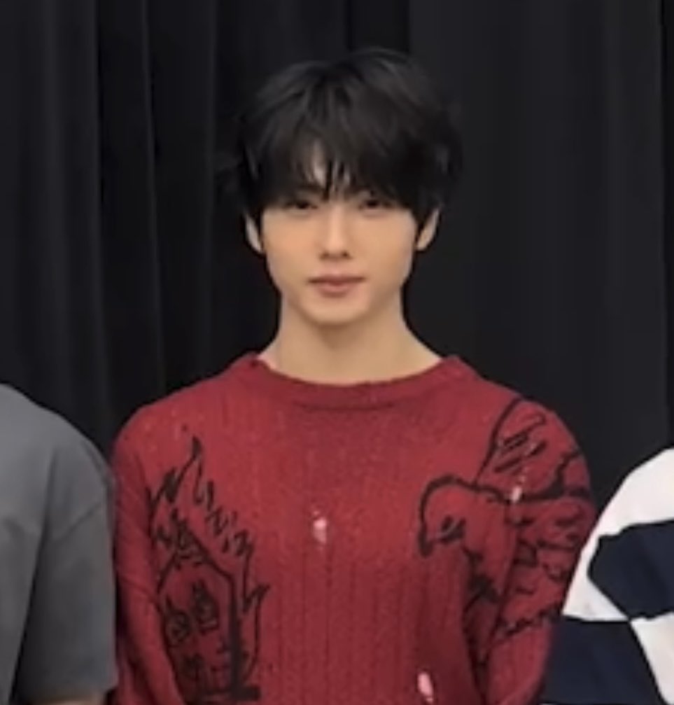 Haec0_'s tweet photo. 아 진짜 귀엽네
박지성 점점 어려지는 것 같애.. https://t.co/zksYO44dxN