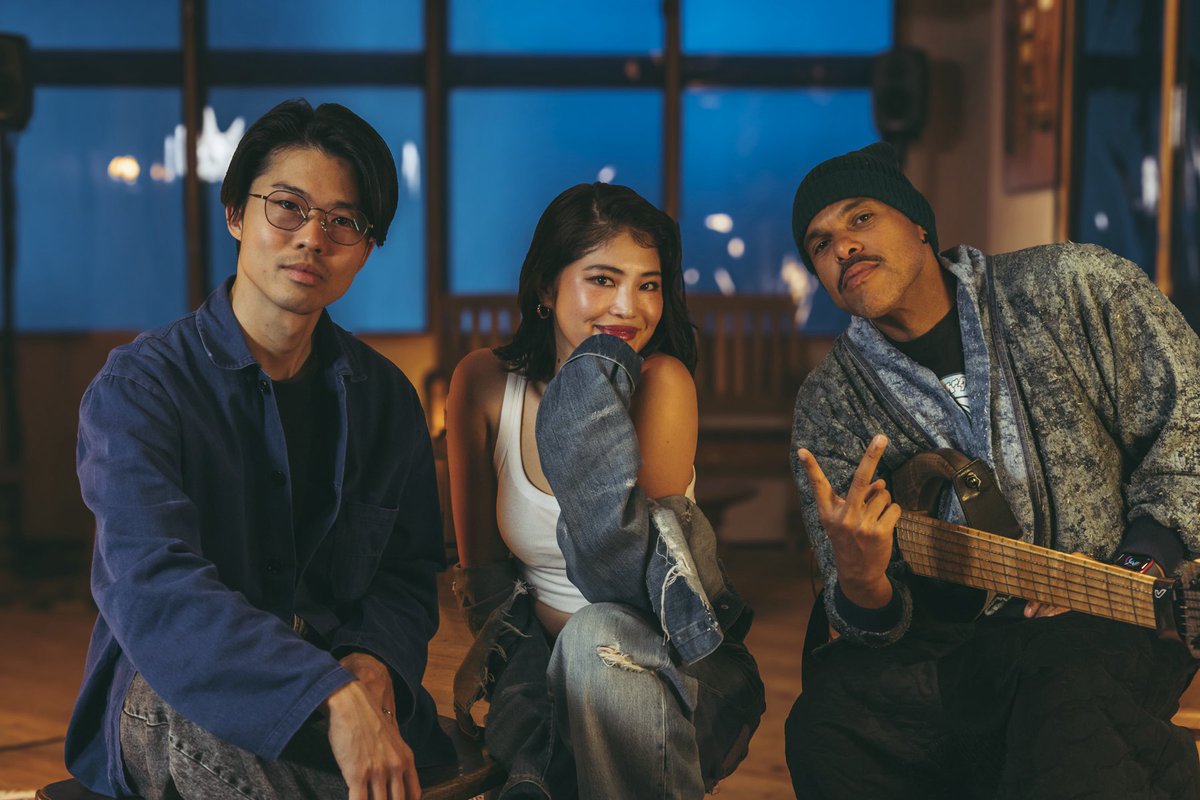 MoMothesinger's tweet photo. BLUE DREAM photos📸

MVまだチェックできてない方は是非🌊

https://t.co/zlyI6soYk5

#bluedream https://t.co/Mi6jSym6qj