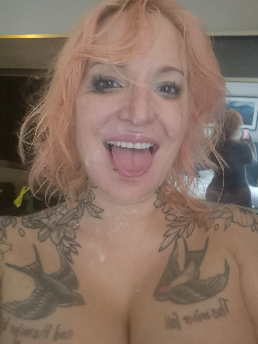 AlexxaVice*MattressActress*Few Fucks Given* tweet media