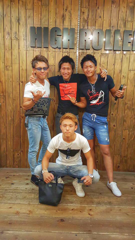gokigentakeru's tweet photo. 宇治原史規。1976年生誕。ロザン。大阪府四條畷市出身。父はパナソニック電工勤務。広島市立早稲田小・広島市立牛田中→枚方市立さだ中・大阪教育大附属高校天王寺校舎・京都大法学部卒。1996年デビュー。同期はライセンス・すっちー。 https://t.co/81PtOzyM3u