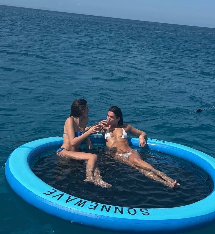 dua lipa pics tweet media
