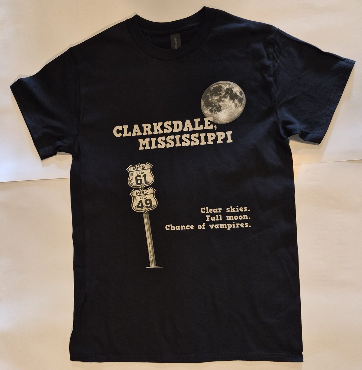 CatHeadRoger's tweet photo. Summer is comin', y'all! TEE up now with new and classic styles from CAT HEAD in Clarksdale. Shop in-person 7 days a week or online now at https://t.co/iUccfILMdJ

#dresstoimpress then #visitclarksdale https://t.co/H0K4xMPYG9