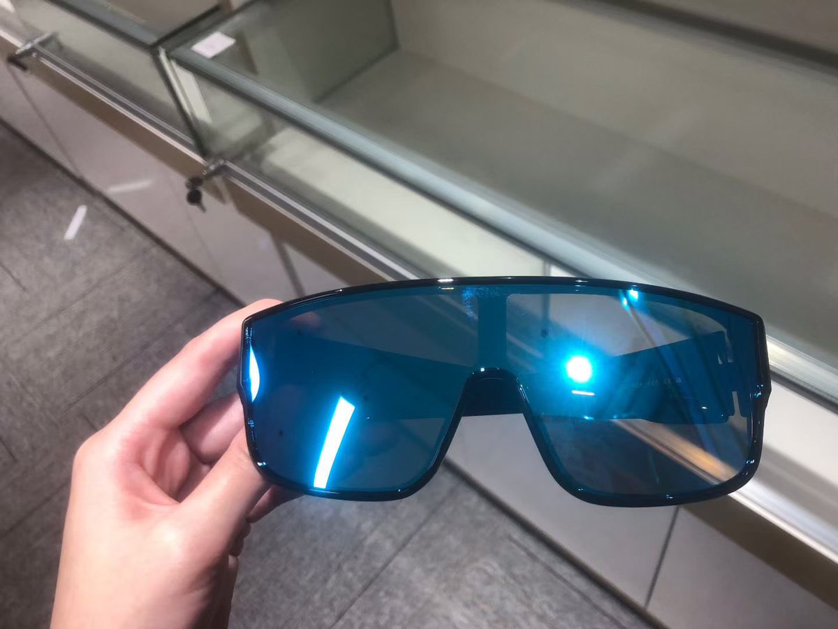 HermitinOptical's tweet photo. Fresh design ready for your brand. #sunglasses #SunglassesManufacturer #EyewearDesign #PrivateLabel #FashionTrends https://t.co/F6zeZKS4Ft