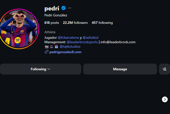 Celebrity Radar tweet media