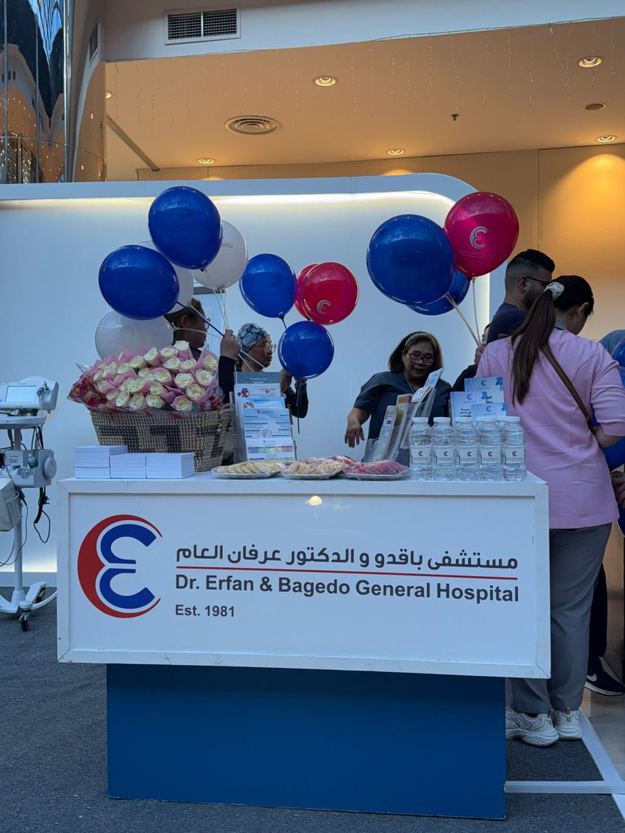 shsdasa's tweet photo. سعدنا بتفاعلكم في احتفال #اليوم_العالمي_للتمريض بـ روشانا التحلية.
بين التكريم والمسابقات والأركان.. ننتظركم اليوم لنواصل البهجة ونحتفي بملائكة الرحمة. حياكم الله جميعاً 🤍
من الساعة 5:00م وحتى 10:00م https://t.co/APMLDKAL8n