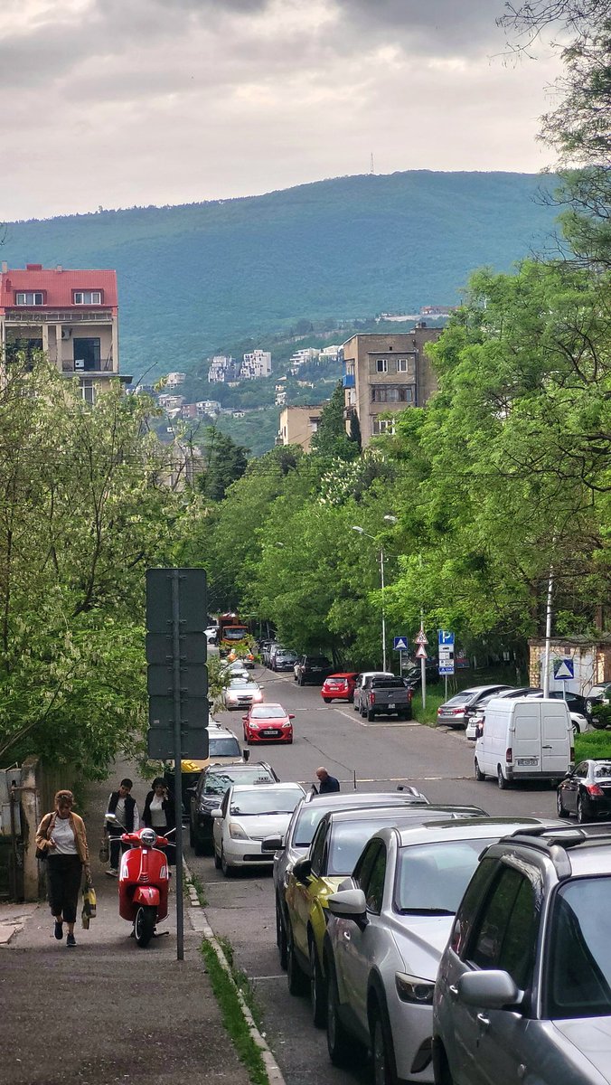 NataliSide's tweet photo. Working Day 🛵
Rainy May 🌦 https://t.co/jMfEGWUEgv