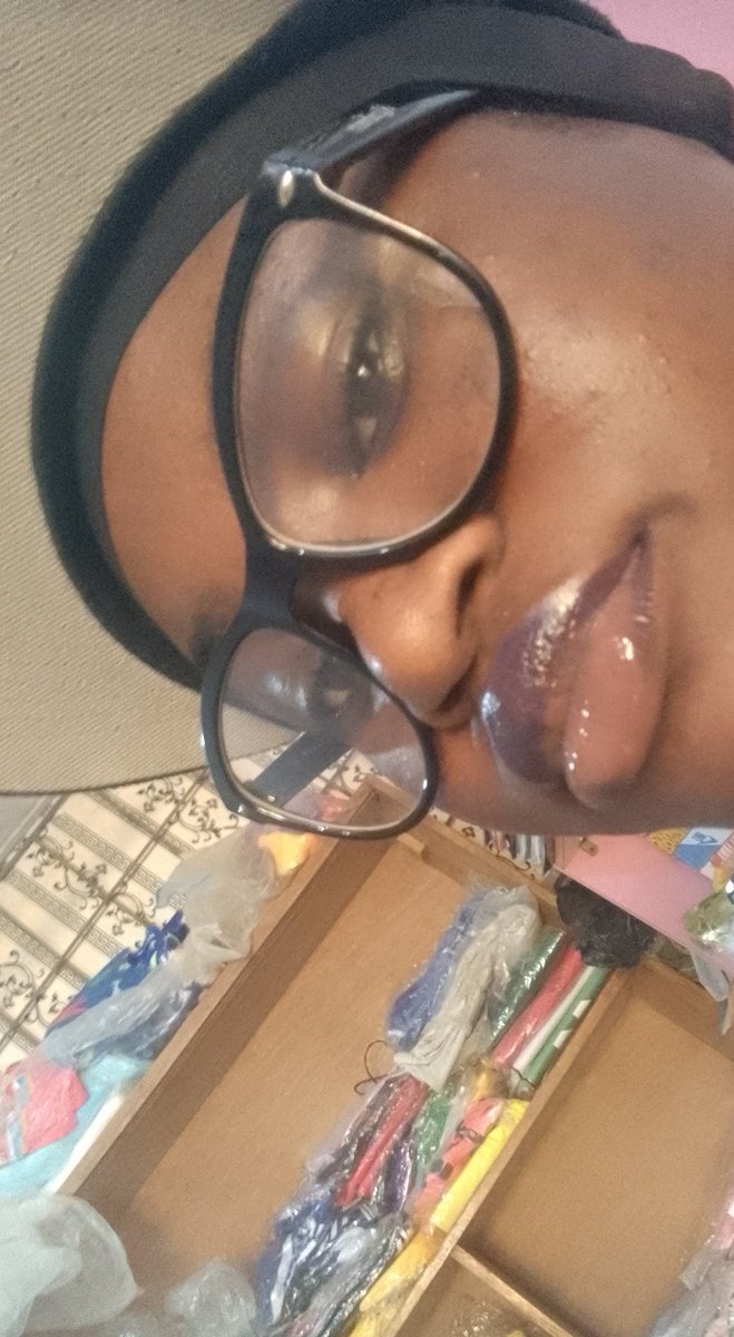 reg_gie😛💞 tweet media