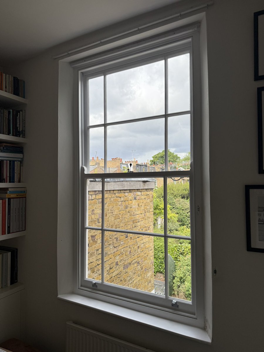Barnsbury Joinery tweet media