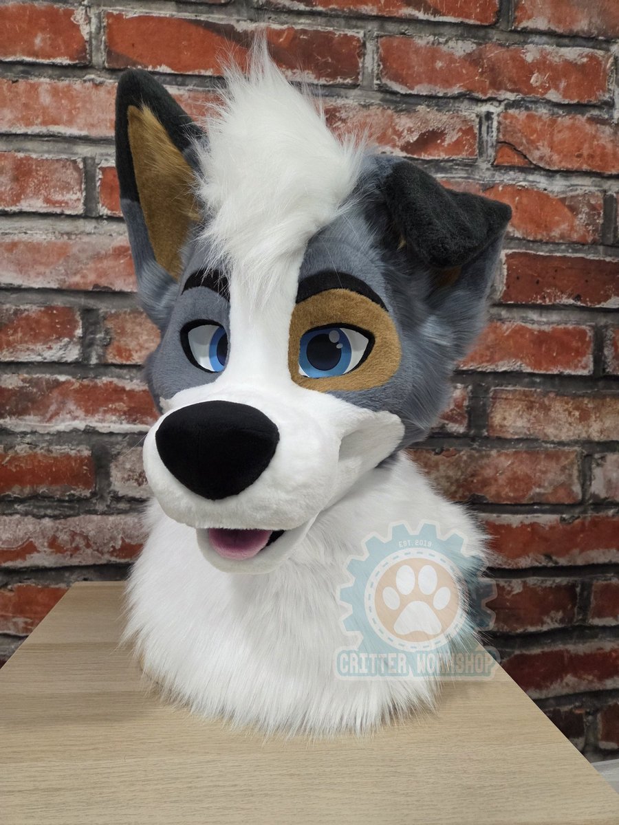 CritterWorkshop's tweet photo. @TheInodog Fursuit maker from the Netherlands here ❤️ https://t.co/JVISi0O4uA