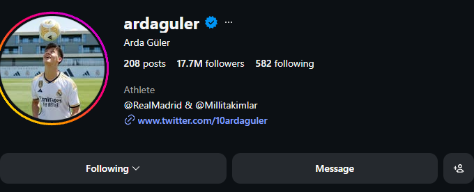 Celebrity Radar tweet media