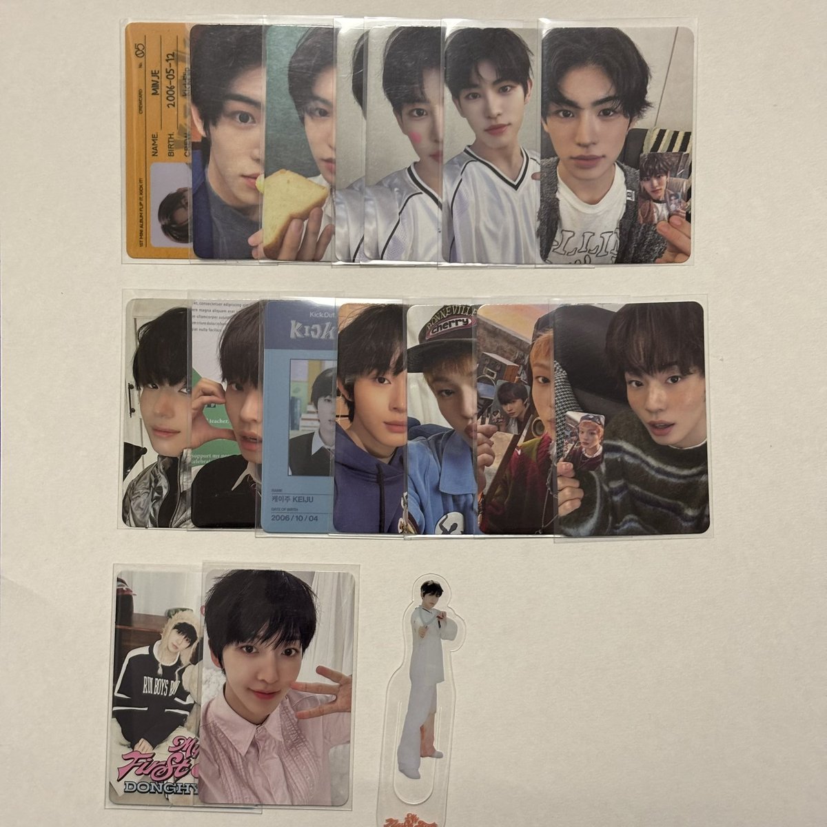 tyeyangi's tweet photo. kickflip 交換　＊過去トレカ＊

求）　同異種ゲフン（ツリー）

譲）　アマル ドンファ ジュワン ミンジェ ケイジュ ドンヒョン

ꕤ︎︎ 郵送

お気軽にお声掛けください:) https://t.co/TODDxuNecf