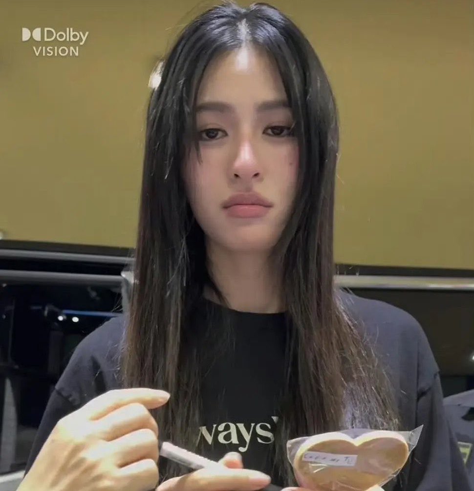 เก้ารัญชน์ tweet media