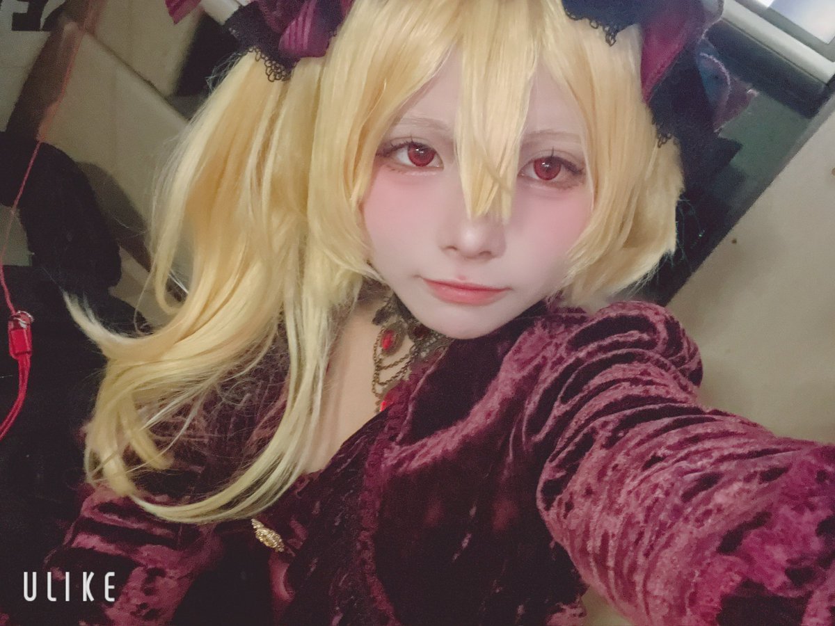 おりもちゃんの黒フラン大好きなんですほんま👈 後ろに確かくまちゃん