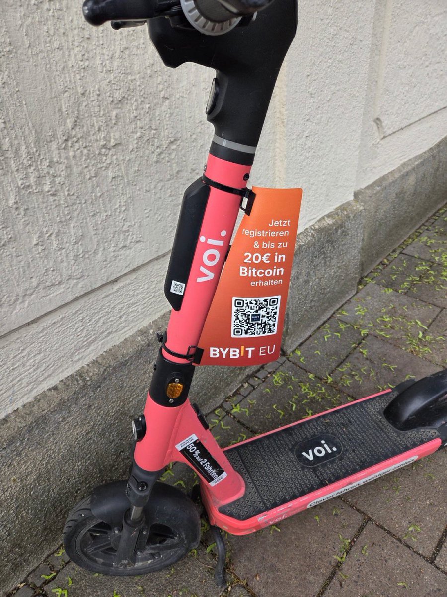 Krypto_abi's tweet photo. Die Exit Liquidität kommt $BTC https://t.co/SydCaQkUke