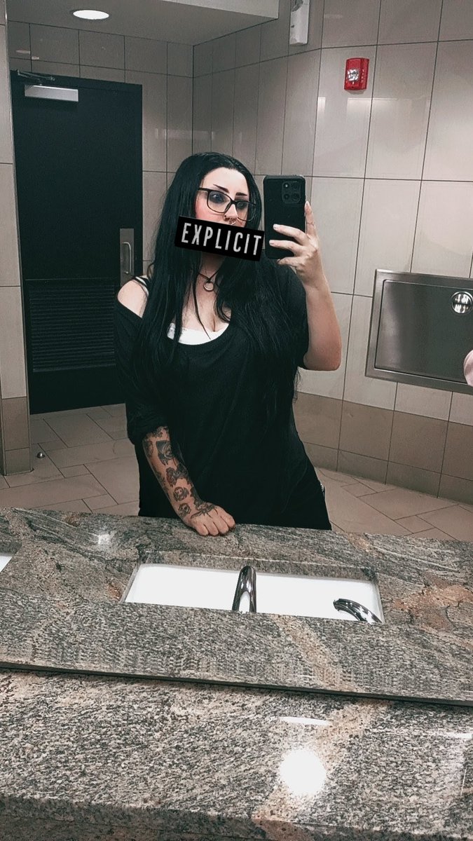 ⛧𝕾𝖍𝖆𝖉𝖔𝖜⛧ tweet media