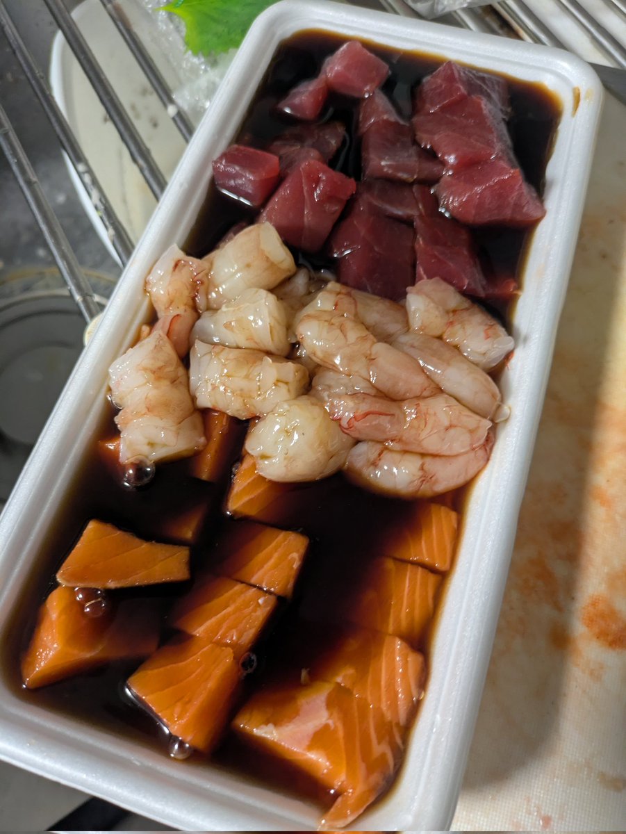 料菓 tweet media
