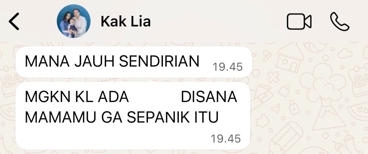 femyparinussa's tweet photo. Gue nggak kebayang klo ibu gue ketemu kak lia sih, fix ngomongin strategi perjodohan 7 hari 7 malem. Semangat banget nih dua orang naik kapal selam 🤣🤣 https://t.co/yuffwhxvOB