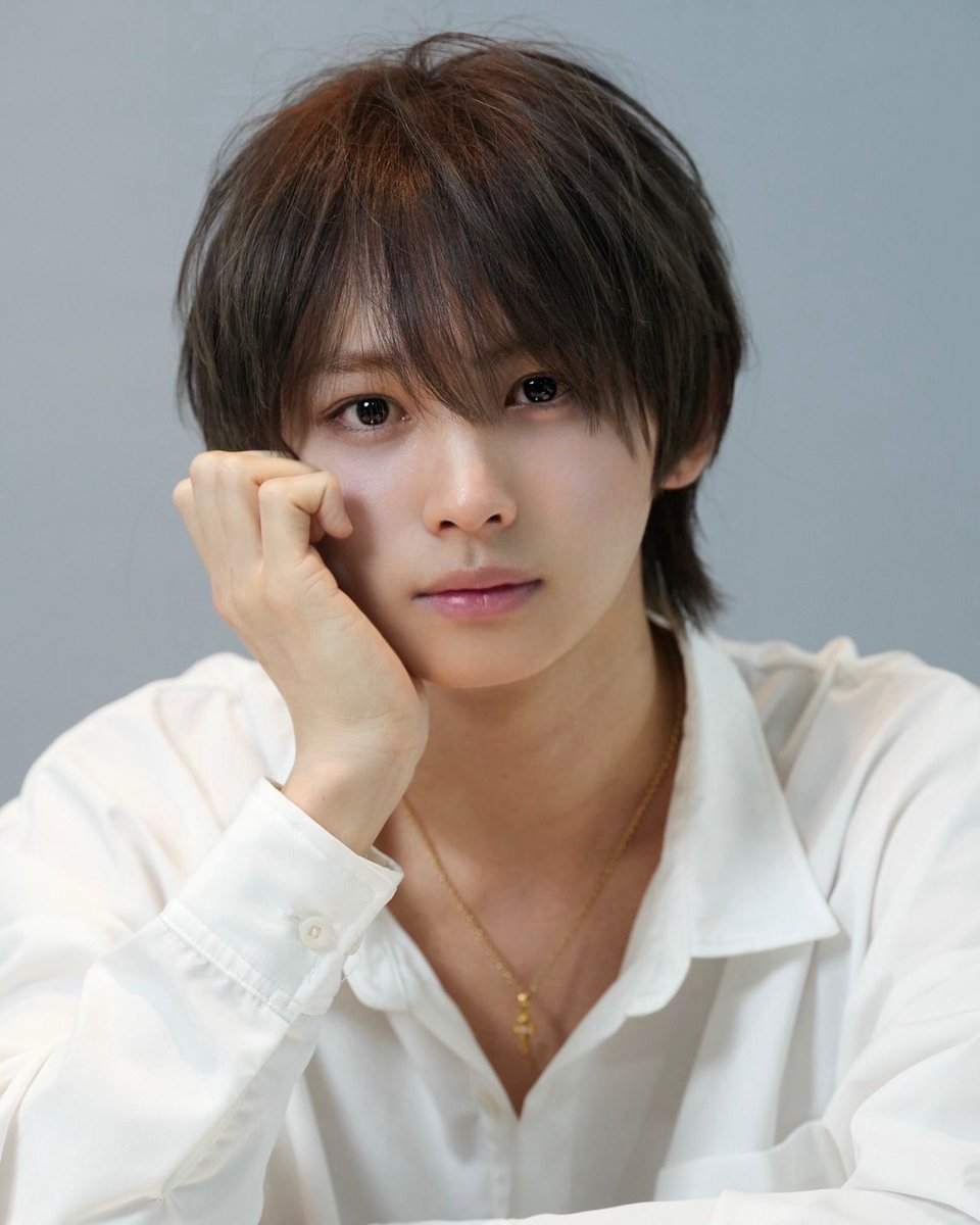 gokigentakeru's tweet photo. ロザン。吉本興業大阪支社に所属する宇治原史規と菅広文からなるお笑いコンビ。1996年結成。出会いは大阪教育大附属高校天王寺校舎。漫才・コントが主。同期はライセンス・すっちー・浅越ゴエ。youtubeは19万人が閲覧。『大阪ほんわかテレビ』『水野真紀の魔法のレストラン』『よ～いドン！』に出演。 https://t.co/RpYb5agXm6