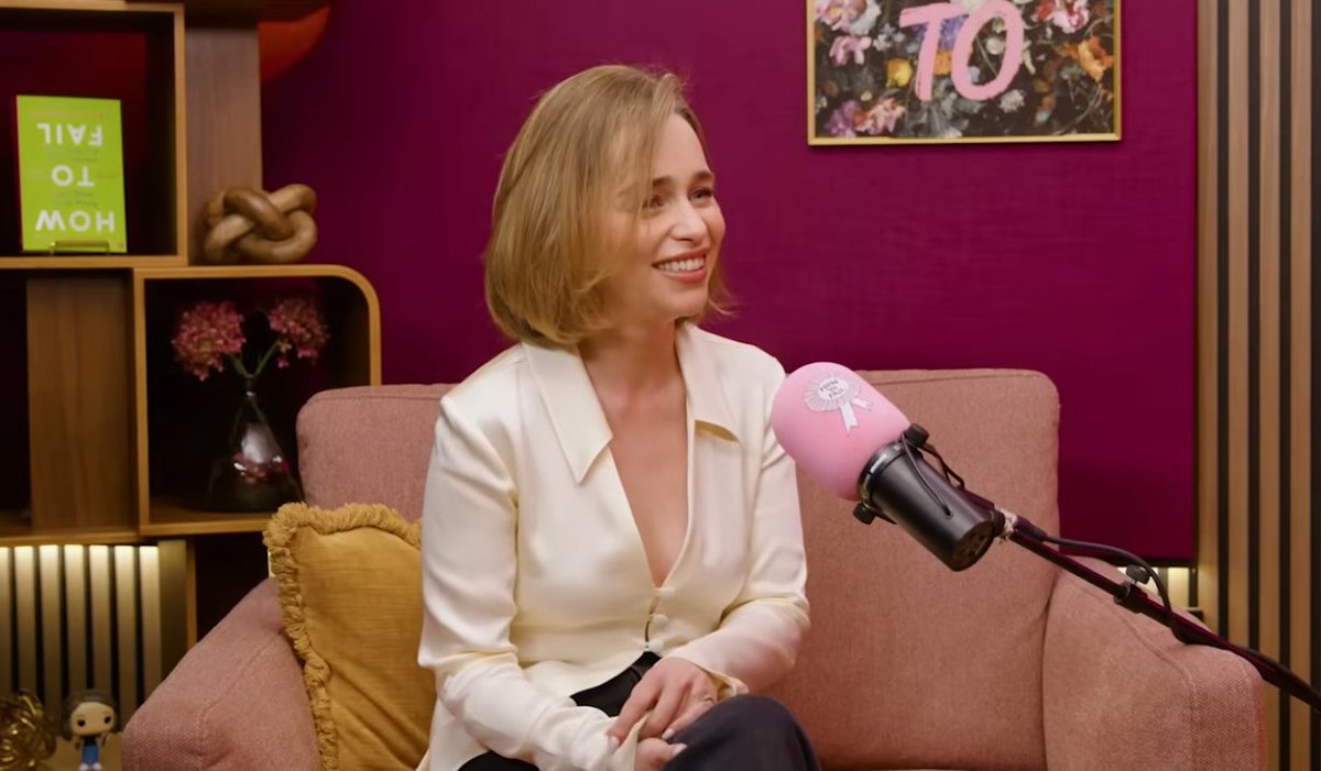 Emilia Clarke HQ tweet media