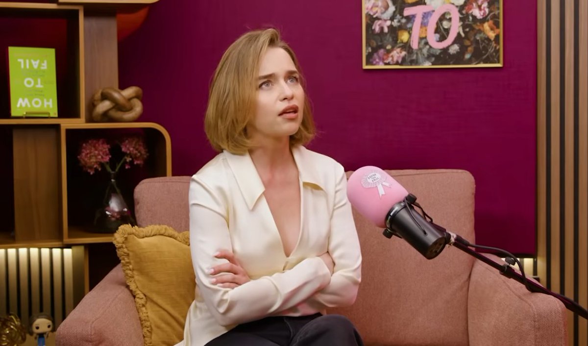 Emilia Clarke HQ tweet media