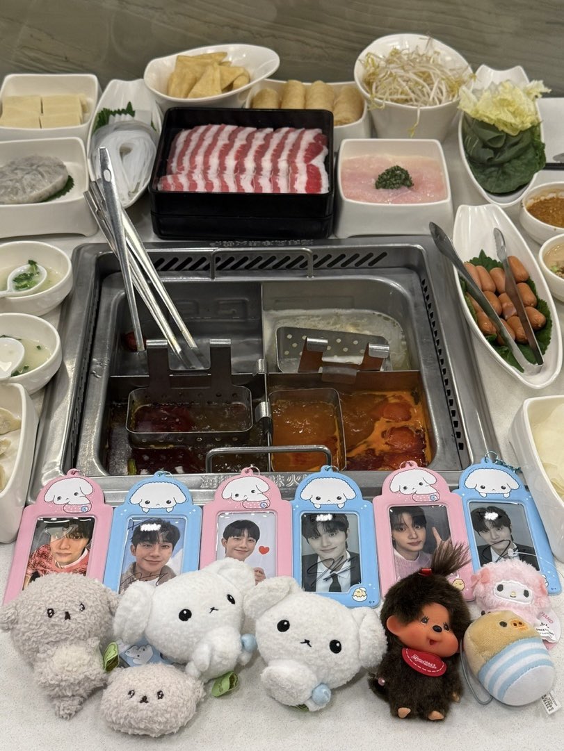nanarchiive's tweet photo. 부루부루 ♡𐔌՞･·･՞𐦯♡ https://t.co/M6Apvfj2XD
