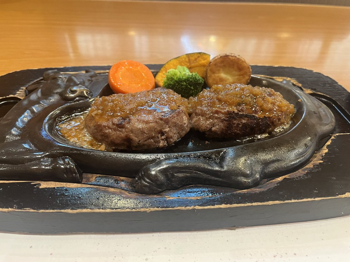 ねっこ tweet media